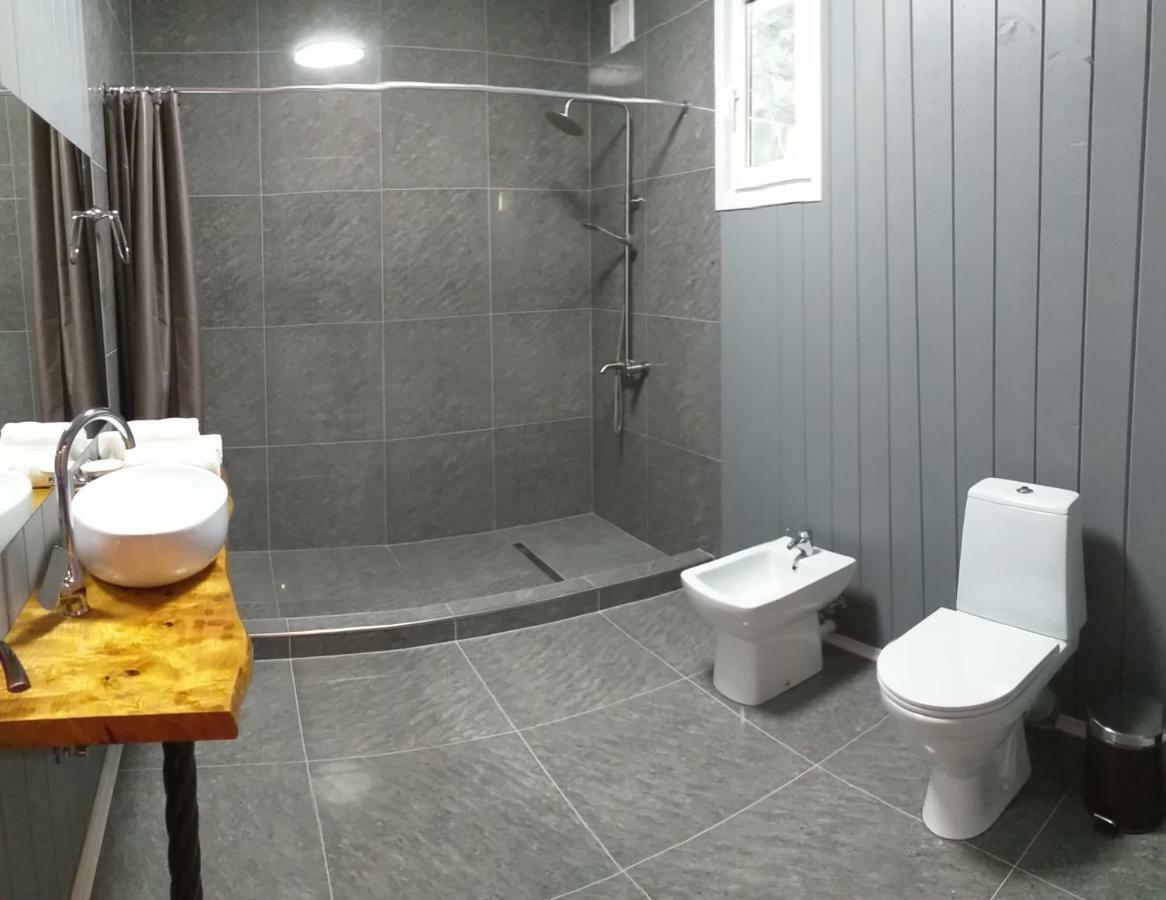 פיזונדה Captain Black Hotel מראה חיצוני תמונה